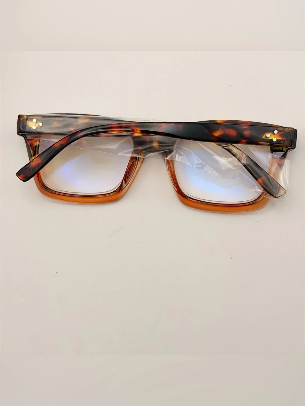 2.5 Prescription Glasses, Brown & Large Bezzle, Female
